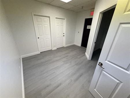 Preview of Office space for Rent at Commercial Center