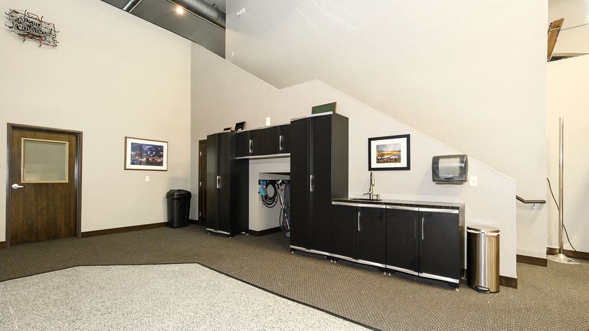 2101 40th Ave SE