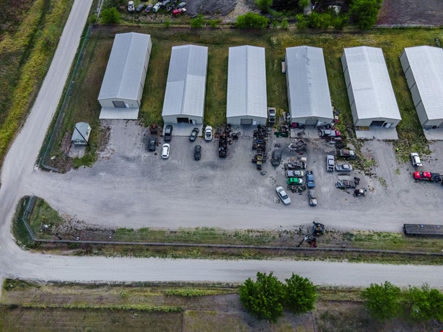 4,000 SF Light Industrial Suites For Lease