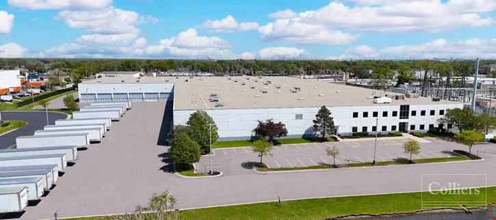 215,108 SF Available for Lease in Franklin Park