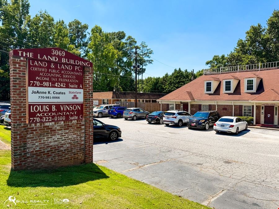 Multi-Tenant Office Building For Sale | ±4,026 SF
