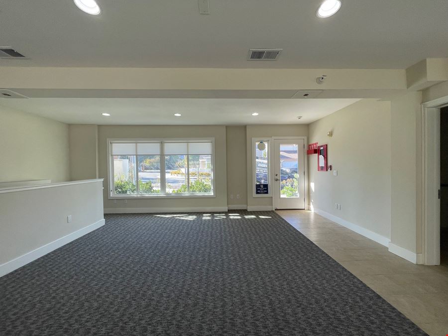 10056 Orange Ave