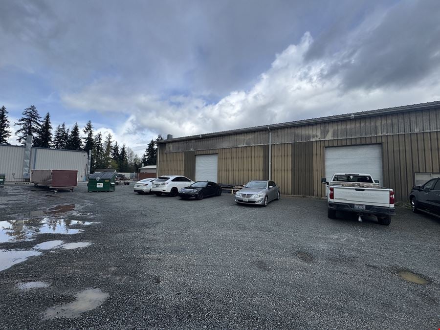 20404 & 20405 69th Ave NE