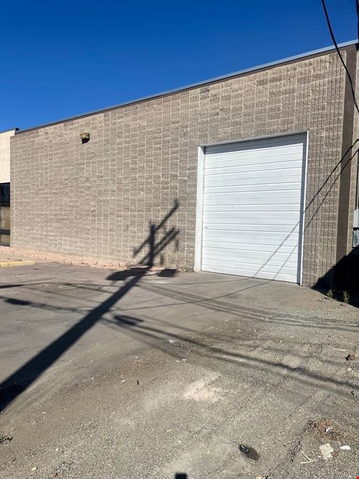 6863 - 6865 E 48th Ave