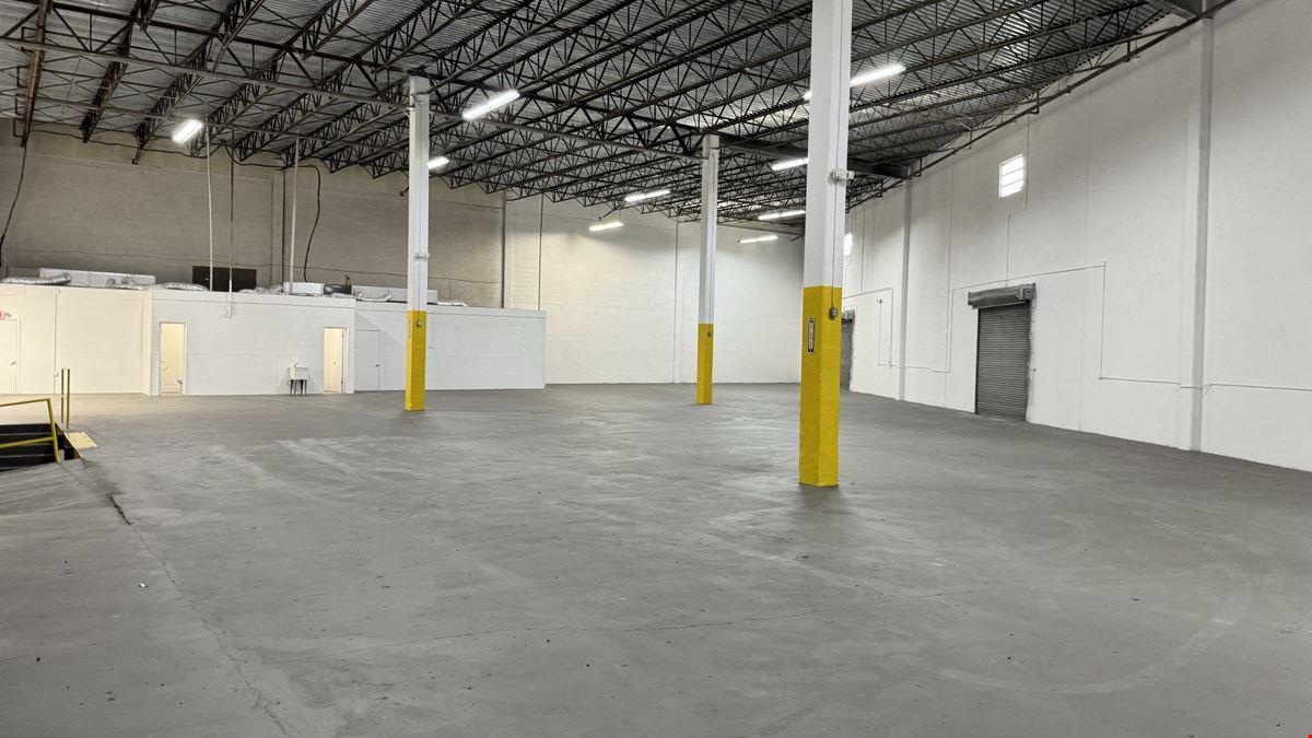 8086 NW 74th Ave - 10,048 SF