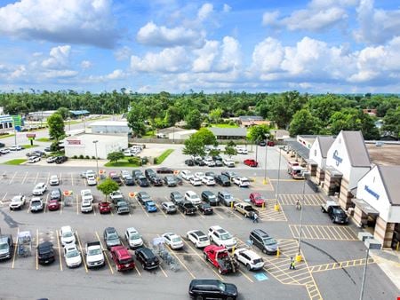 Preview of Retail space for Rent at 1421 Beglis Pkwy