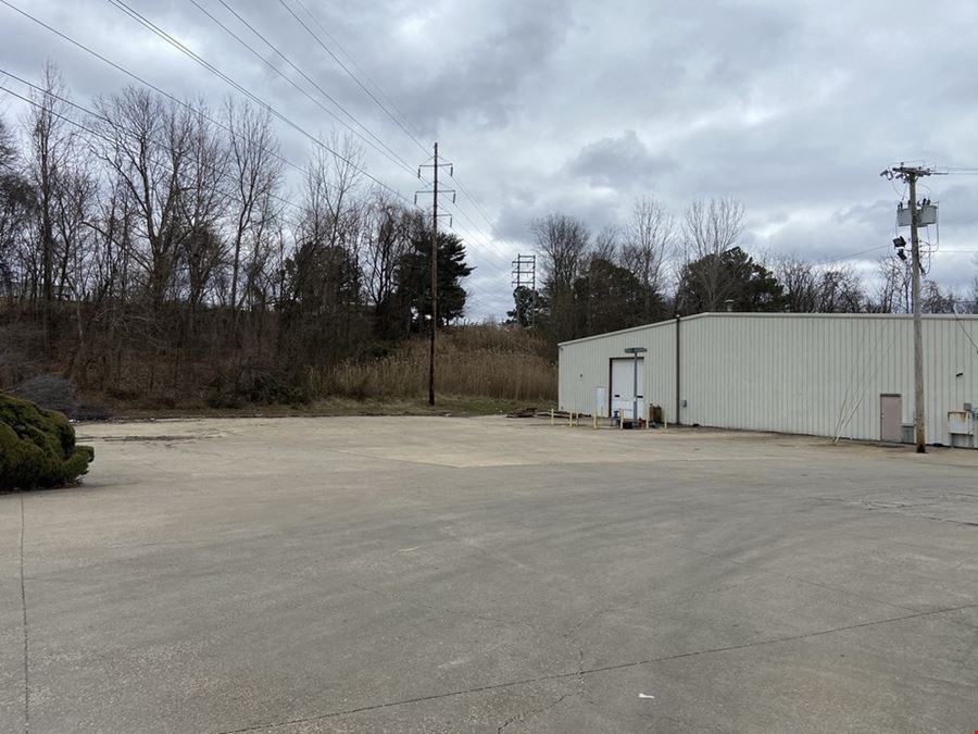 Warehouse Distribution on E. Parrish Ave