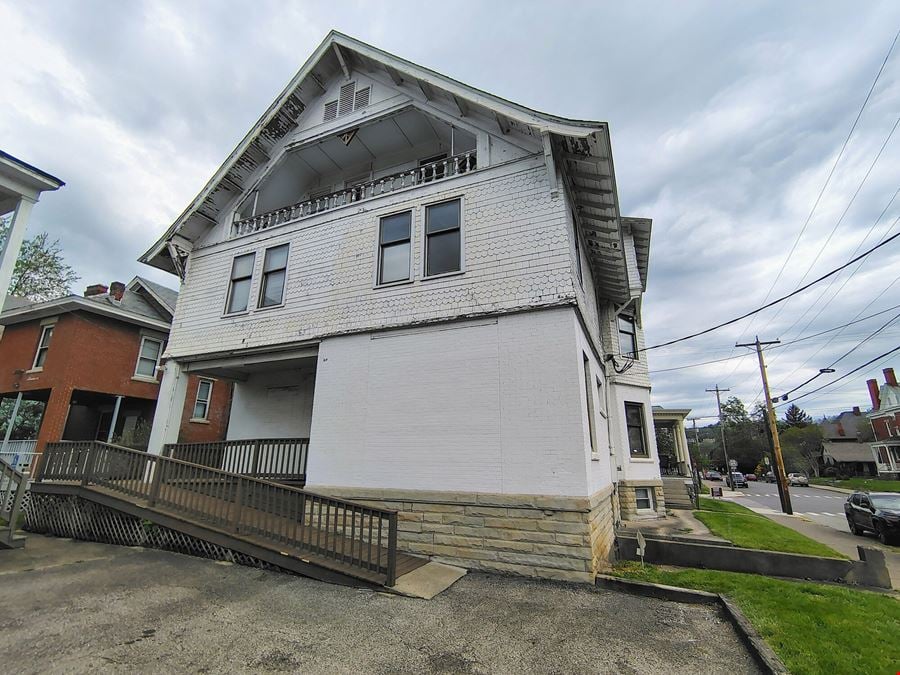 1337 Virginia St E