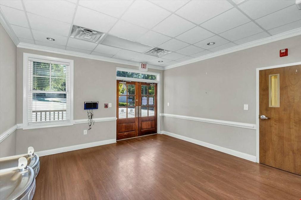 425 N Belair Rd