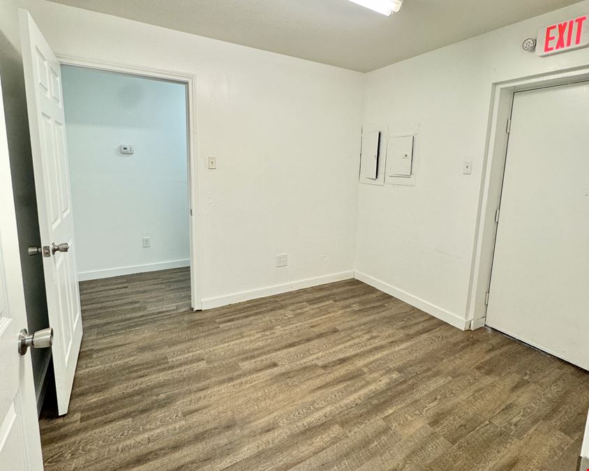 115 S Goliad