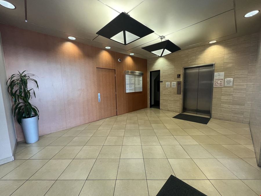Arroyo Medical Plaza 