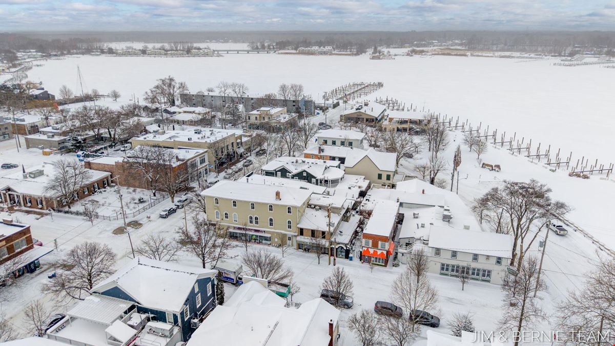133 Mason Street, Saugatuck, MI, 49453