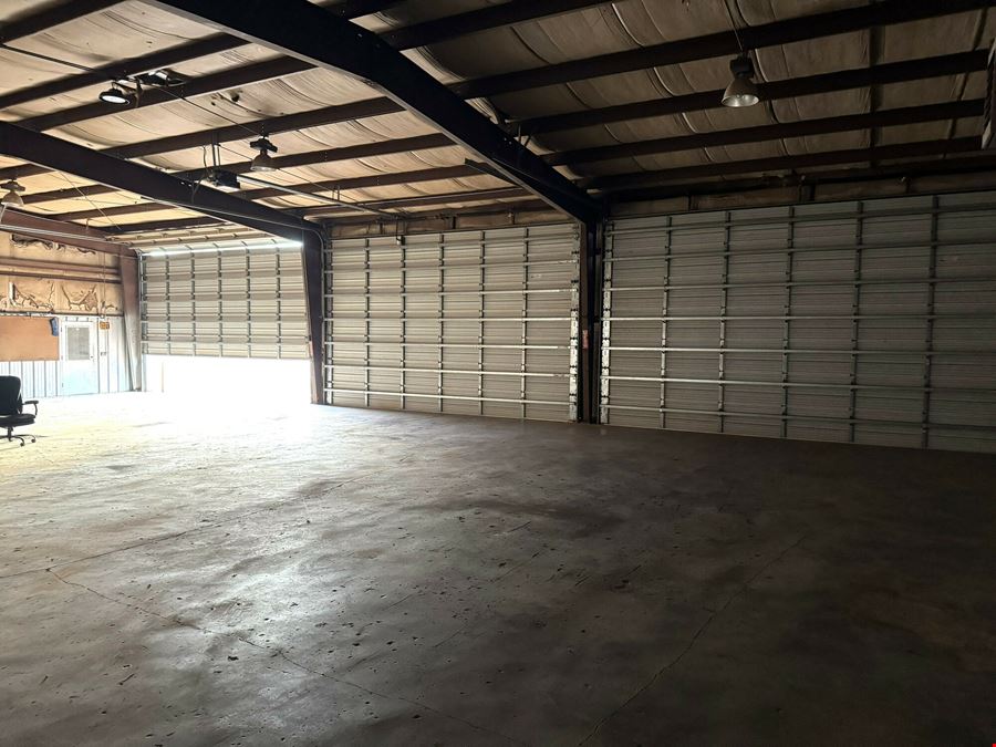 Truck Maintenance Facility on 6 Acre Yard for Sale