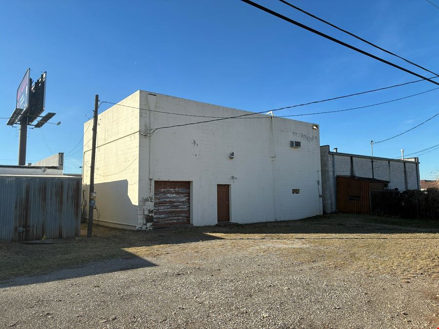 313 NE 36th St