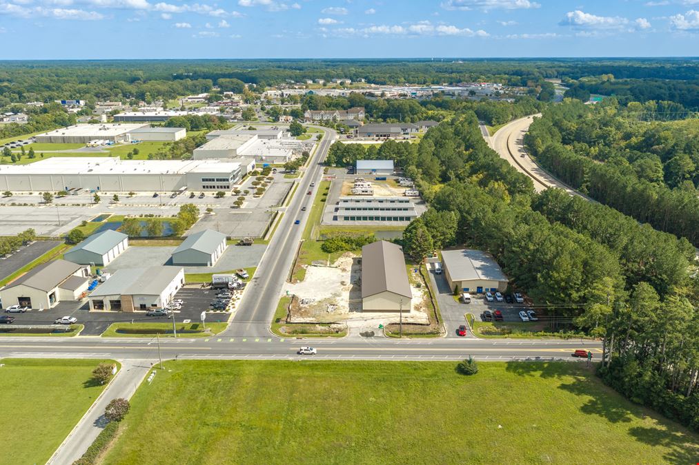 New Construction Small Bay Warehouse for Lease