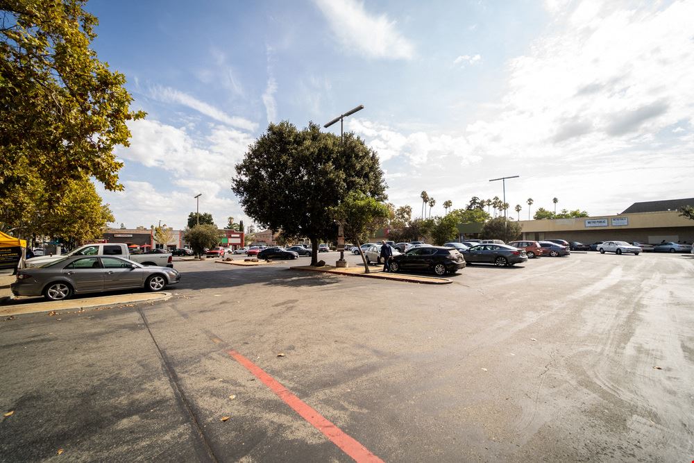 Downtown Commercial 262 E Santa Clara