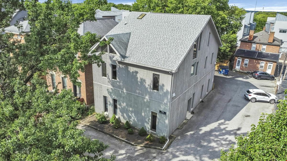 995 S High Street