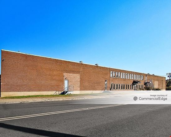 Preview of Industrial space for Rent at 30 Moffitt Street