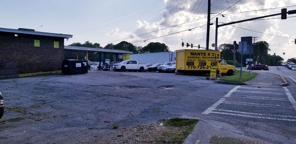 Apx 5.2 acres at Austell Road and Clay Road
