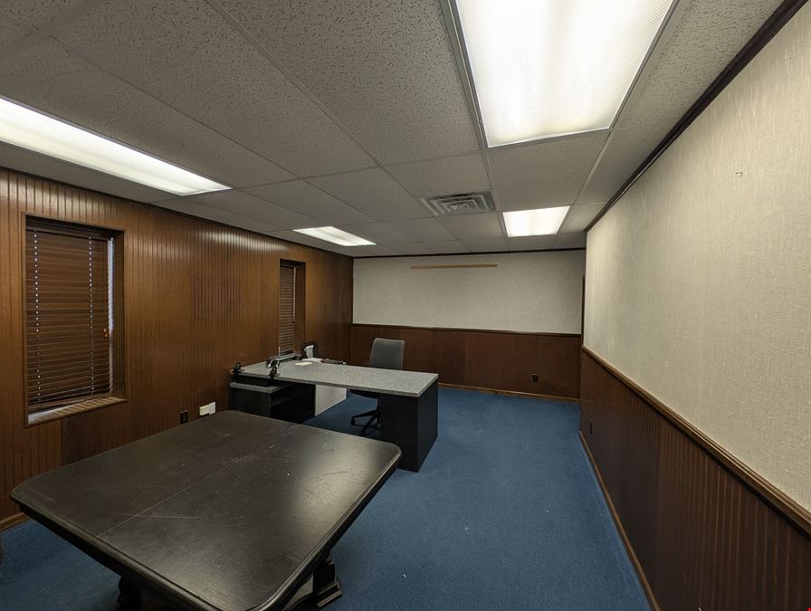 1605 W Candletree Dr Suite 107