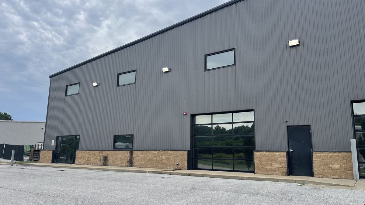 10,000 SF FLEX SPACE LEASE JOHNSON, AR