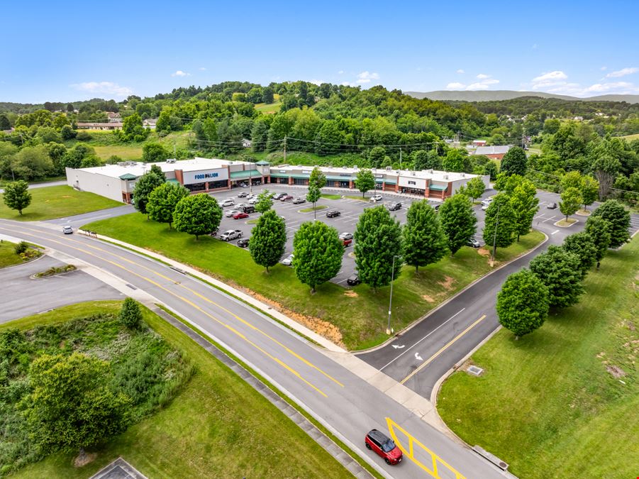 Colonial Square Shopping Center