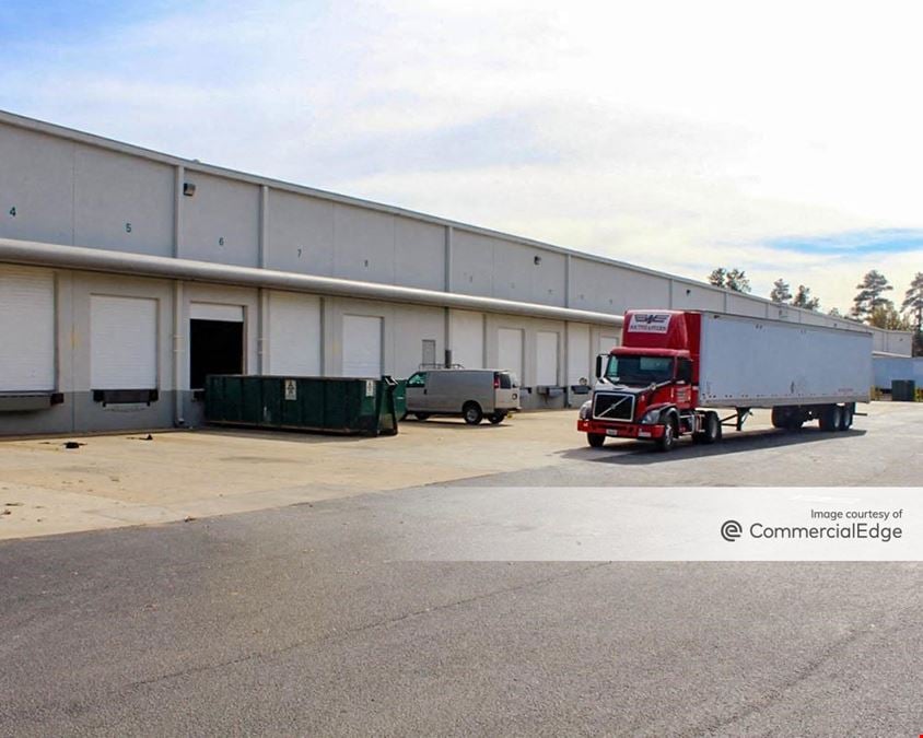 640 Airport South Pky