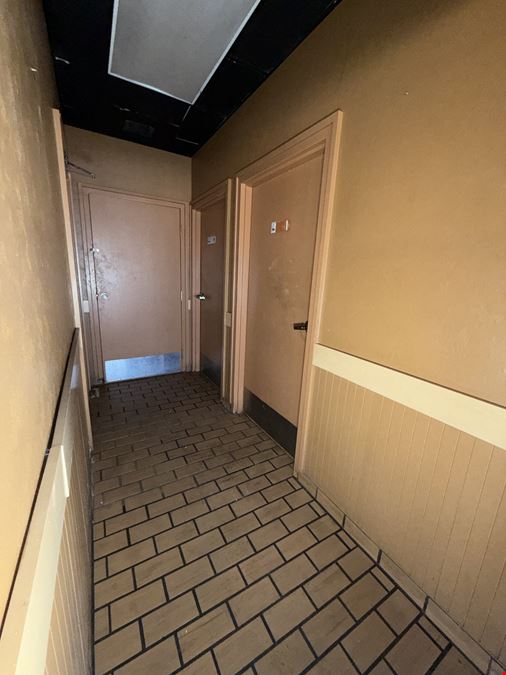 Drive-Thru Restaurant in Las Vegas, New Mexico