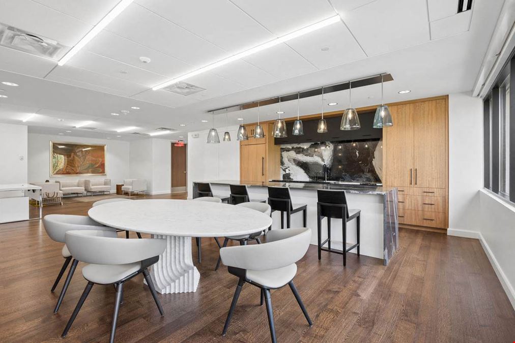 7500 Office Ridge Circle