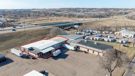 Preview of commercial space at 1407 North Cleveland Avenue