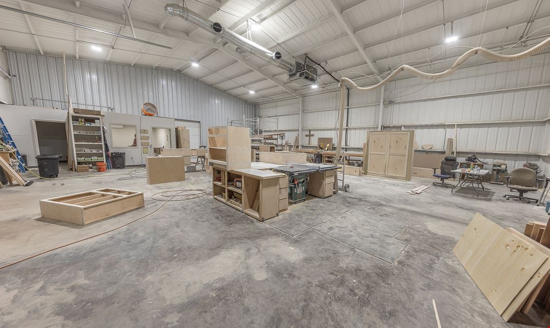 8912 County Road 6835