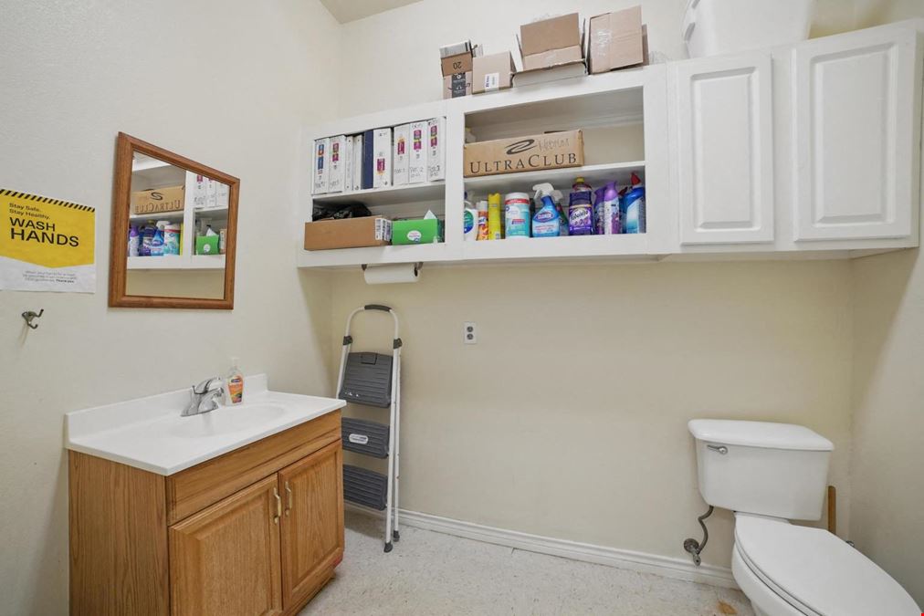 Office/Warehouse for Sale in Seagoville