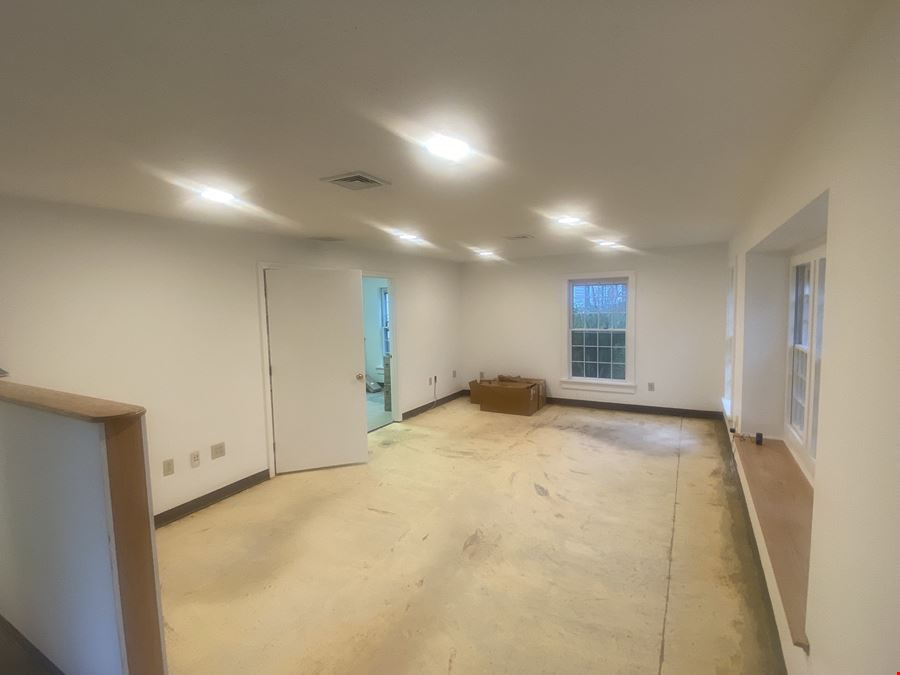 31 Old Nashua Road
