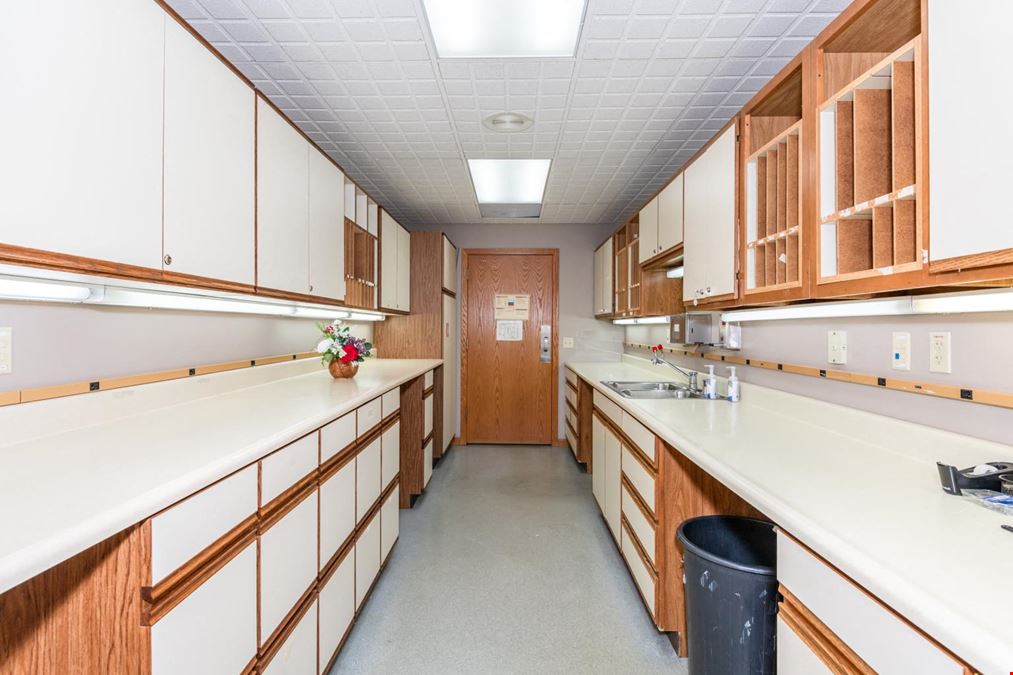 1752 W High St, Piqua, OH 45356