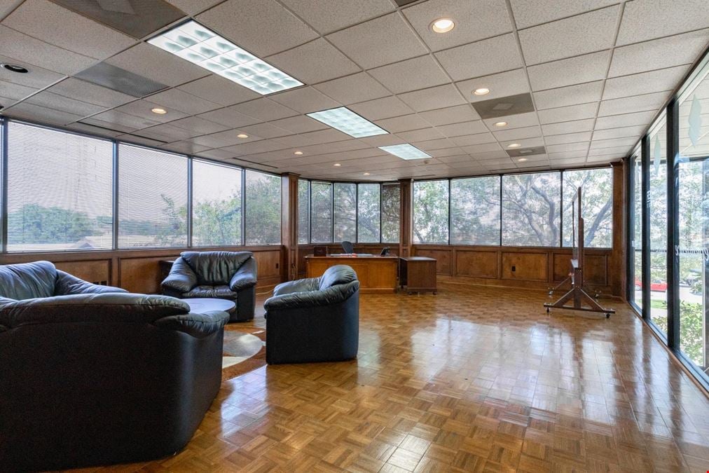 11011 Jones Rd