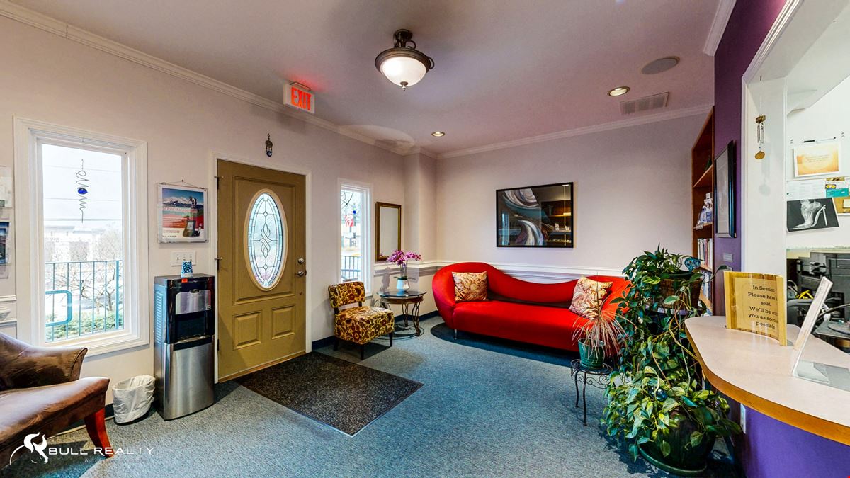 Under Contract | Rare Commercial Building on N. Druid Hills with Retail Exposure | ±2,224 SF