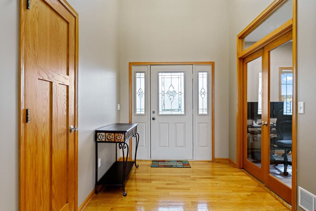 4318 Shetland Pl NW - Beautiful Home For Sale
