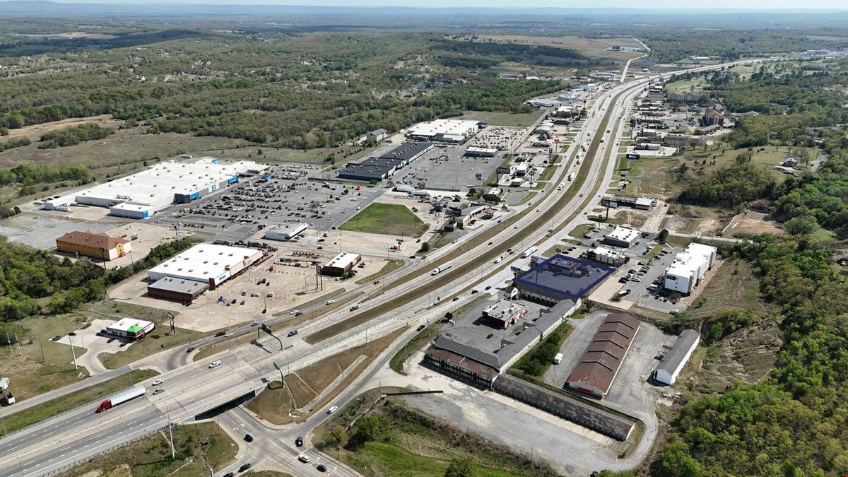 423 S George Nigh Expy