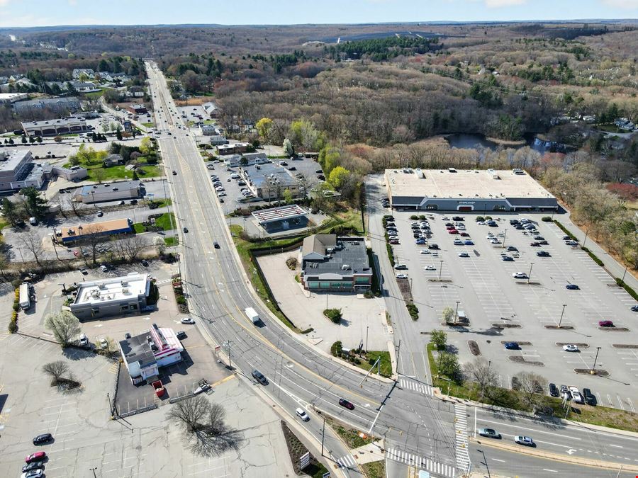 1 Eddie Dowling Highway