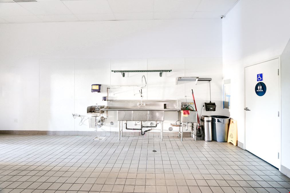 2ND GEN CAFE AVAILABLE | Sherman Way + Corbin