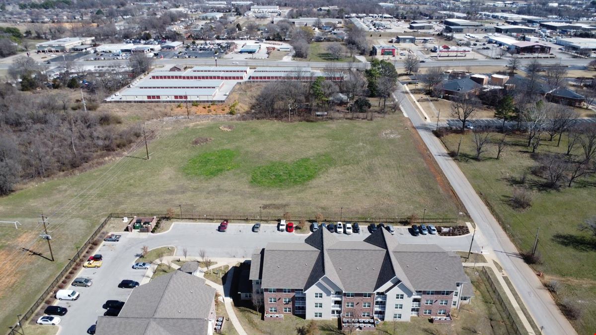 Cooper Land
