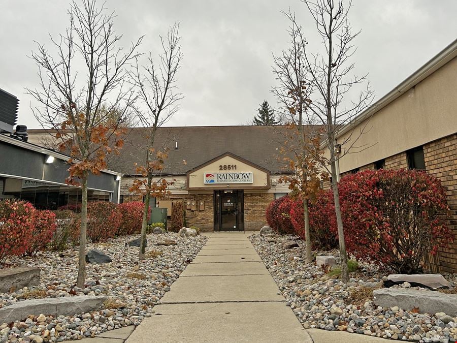 Orchard Lake Professional Plaza