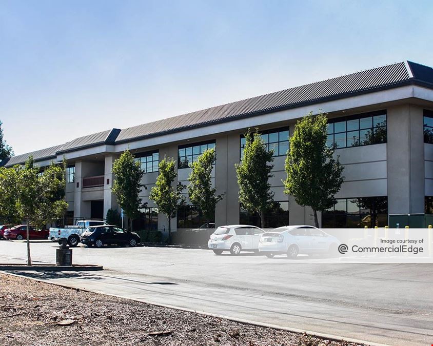Oak Valley Business Center - 463 Aviation Blvd