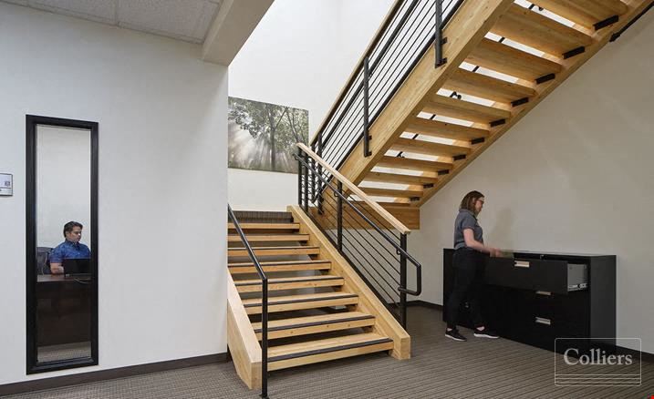 Northeast Portland Class A Cross-Dock | ±153,007 SF with 12,732 SF of Quality Office Space