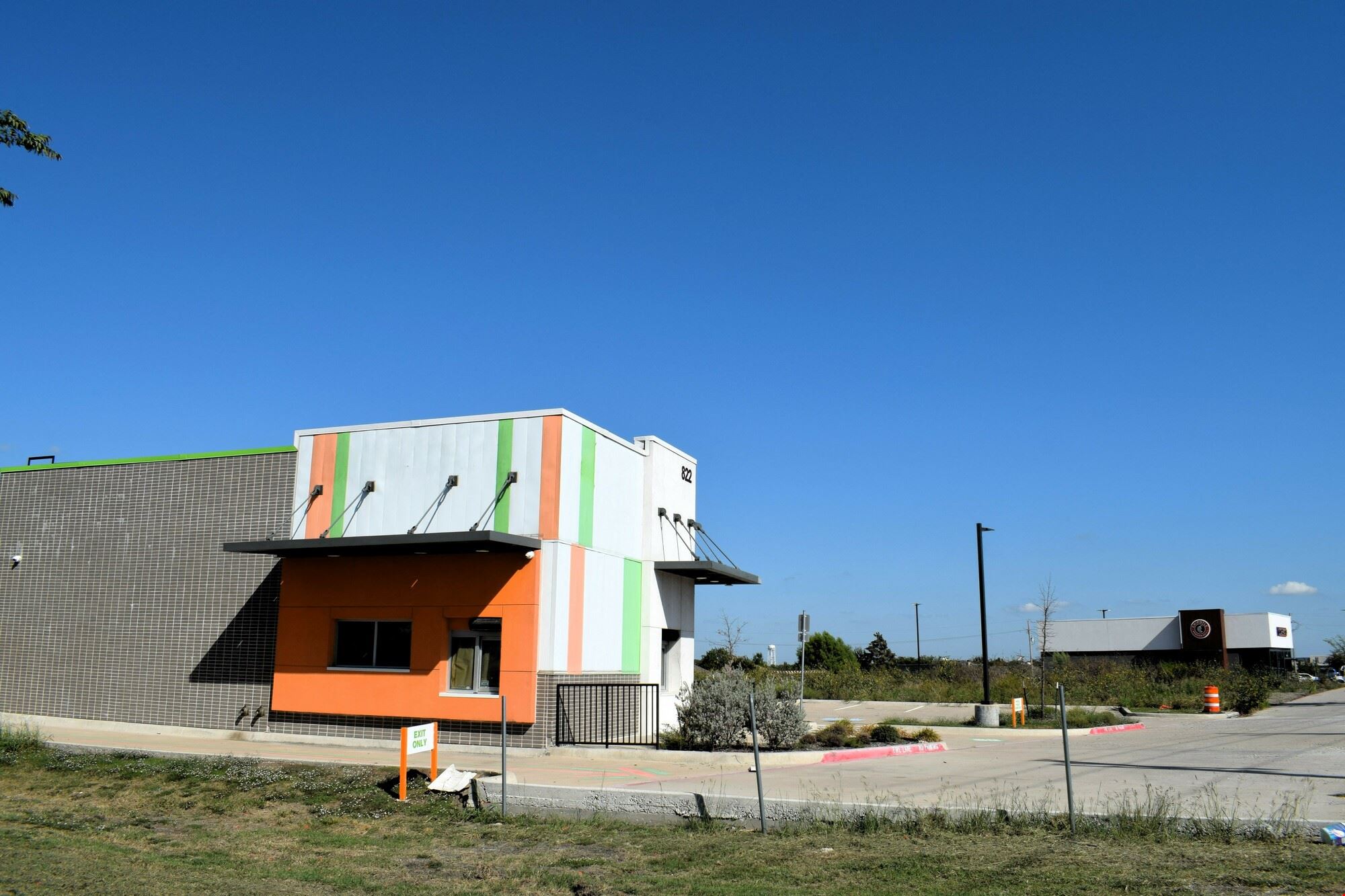 QSR With Drive Thru for Sale or Ground Lease