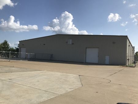 Preview of Industrial space for Rent at 525-B Alfred Thun Rd.