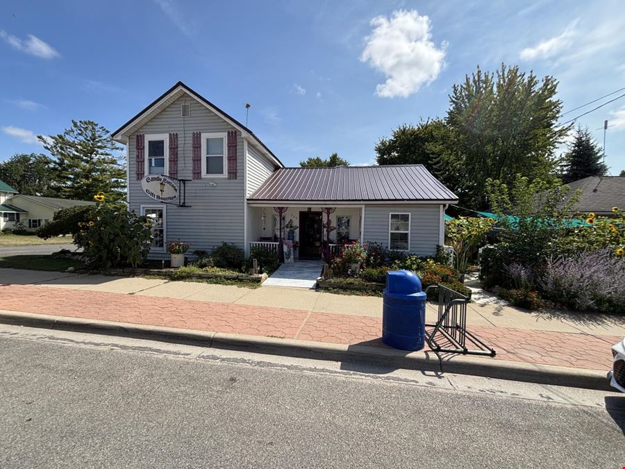 Candle Cottage – Turnkey Gift Shop & Business Opportunity