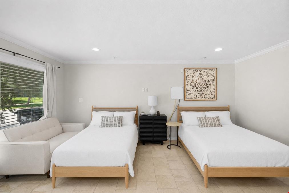 NORTHGATE FIVE-PLEX
