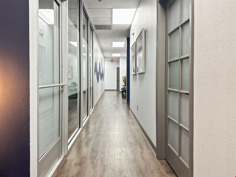 Regus - Albuquerque - Riverside Plaza Ln