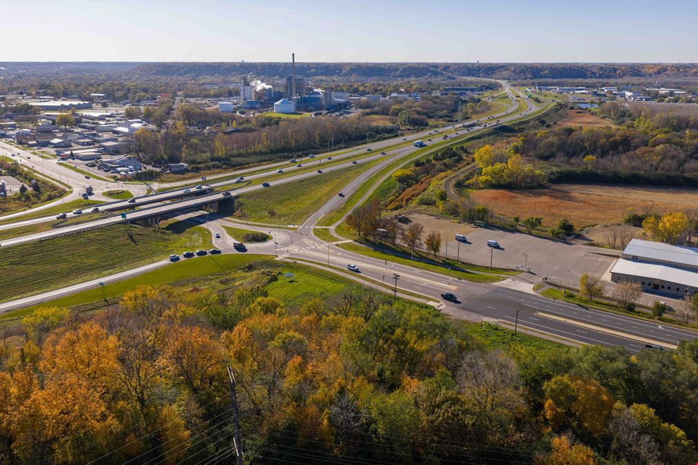 US 14/North Riverfront Drive Highway Commercial Development Lot